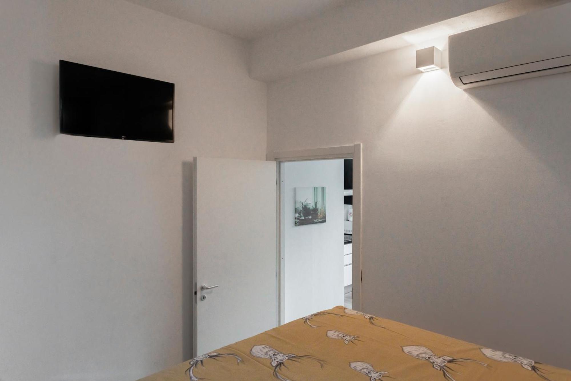 Elegant Sweet Home Suite - Milan, 15 Minute Duomo Bagian luar foto
