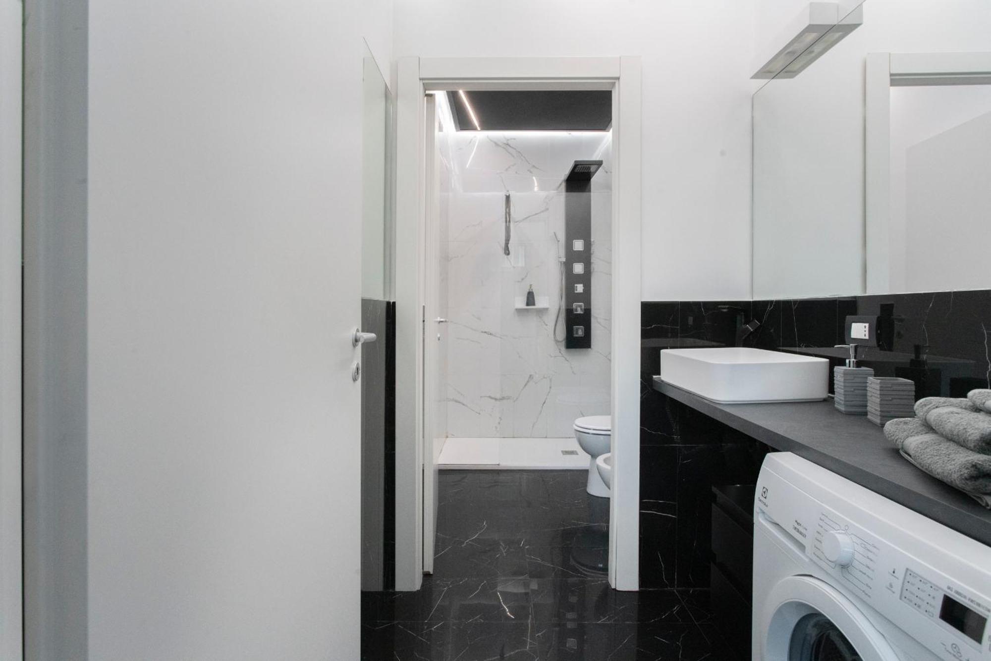 Elegant Sweet Home Suite - Milan, 15 Minute Duomo Bagian luar foto
