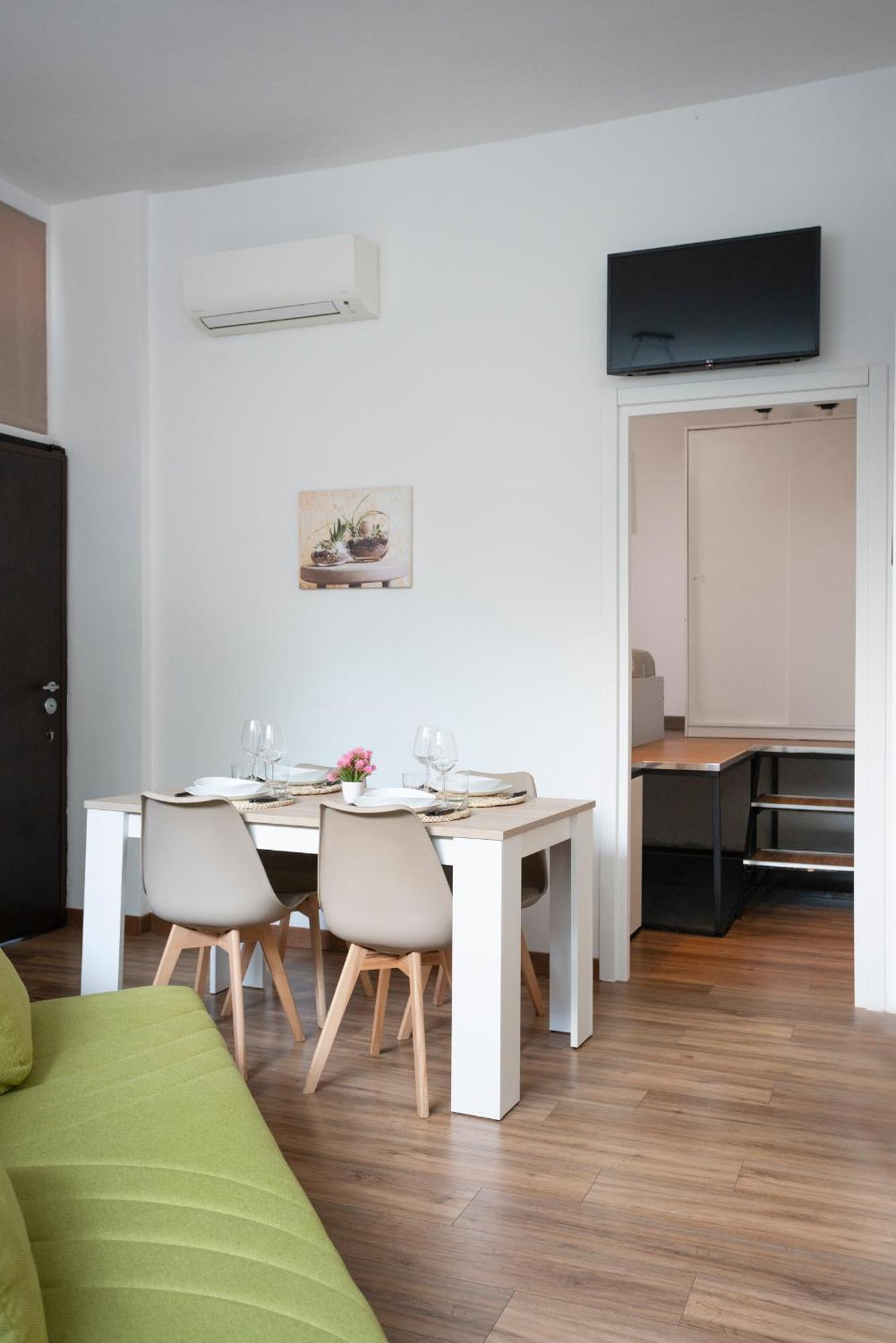 Elegant Sweet Home Suite - Milan, 15 Minute Duomo Bagian luar foto